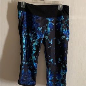 Fabletics crop pants